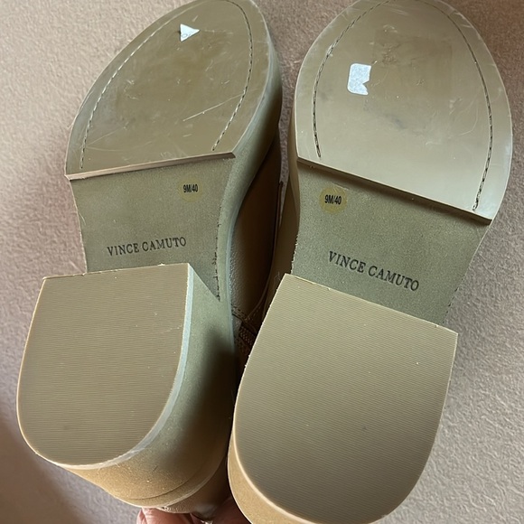 Vince Camuto NWOB Keltana Leather
Combat Boot - Size 9 - Picture 9 of 10